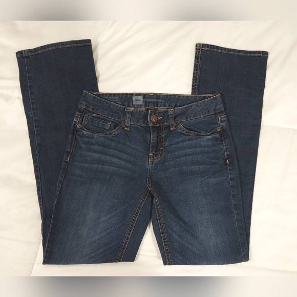 Mossimo Curvy Bootcut Jeans - Picture 2 of 6